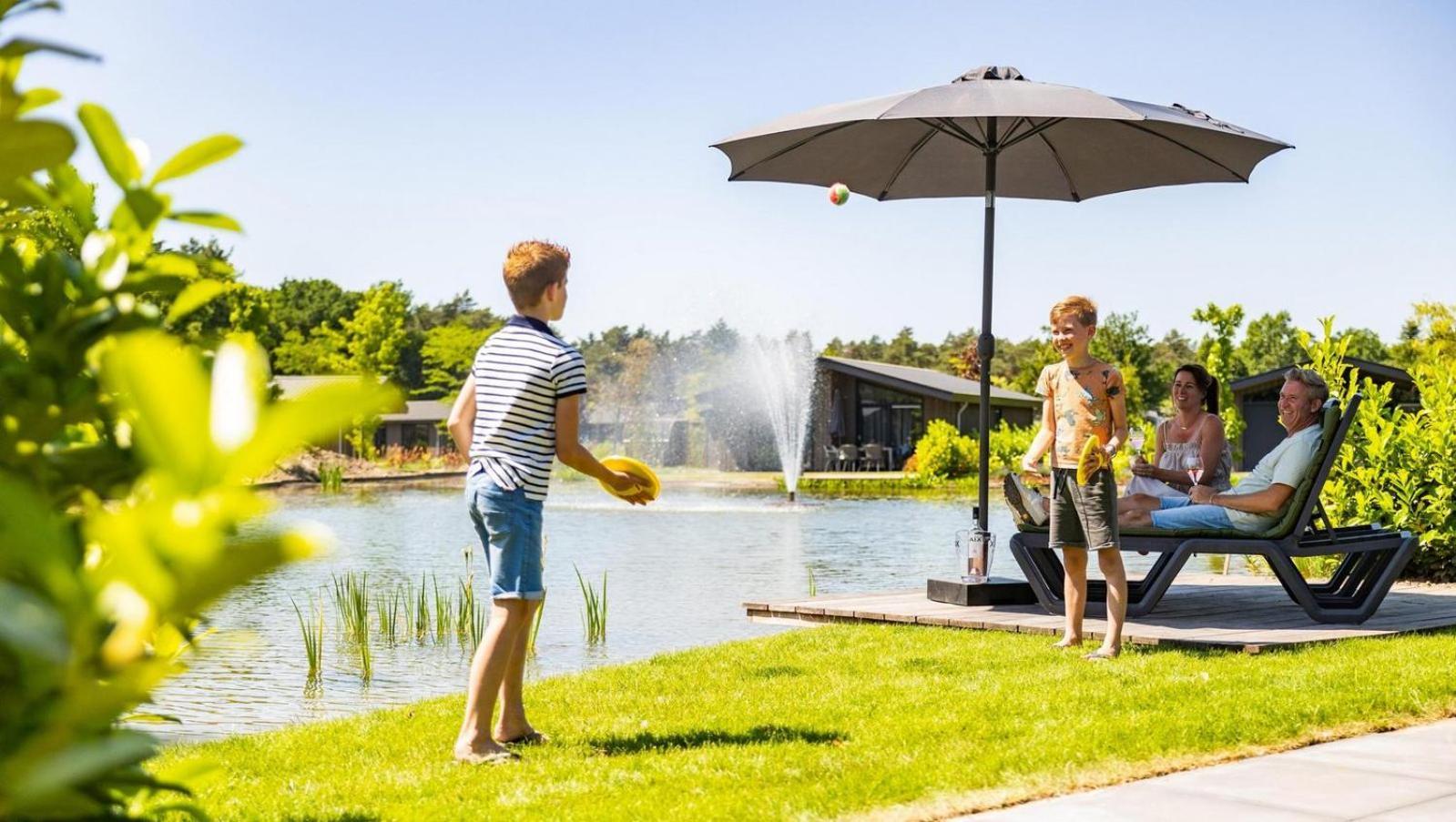 Vakantiepark Molenvelden フェルトホーフェン エクステリア 写真